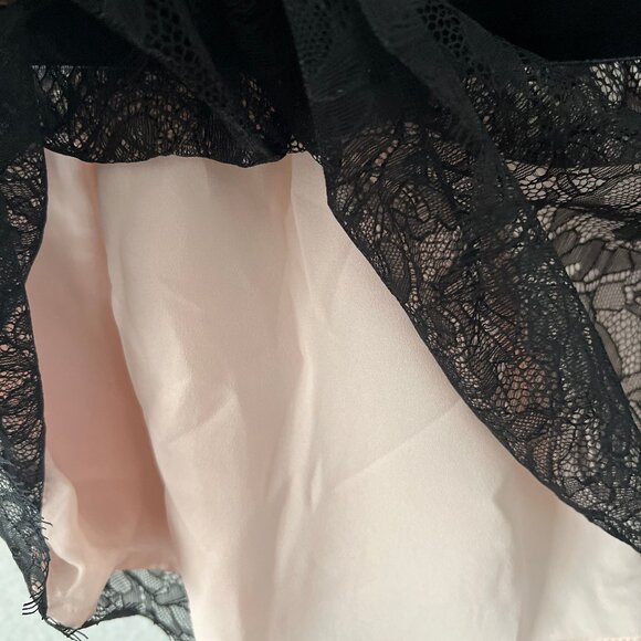 White House Black Market Contrast Lace Bodice Blouse – Size 14 – NWT - Picture 10 of 16